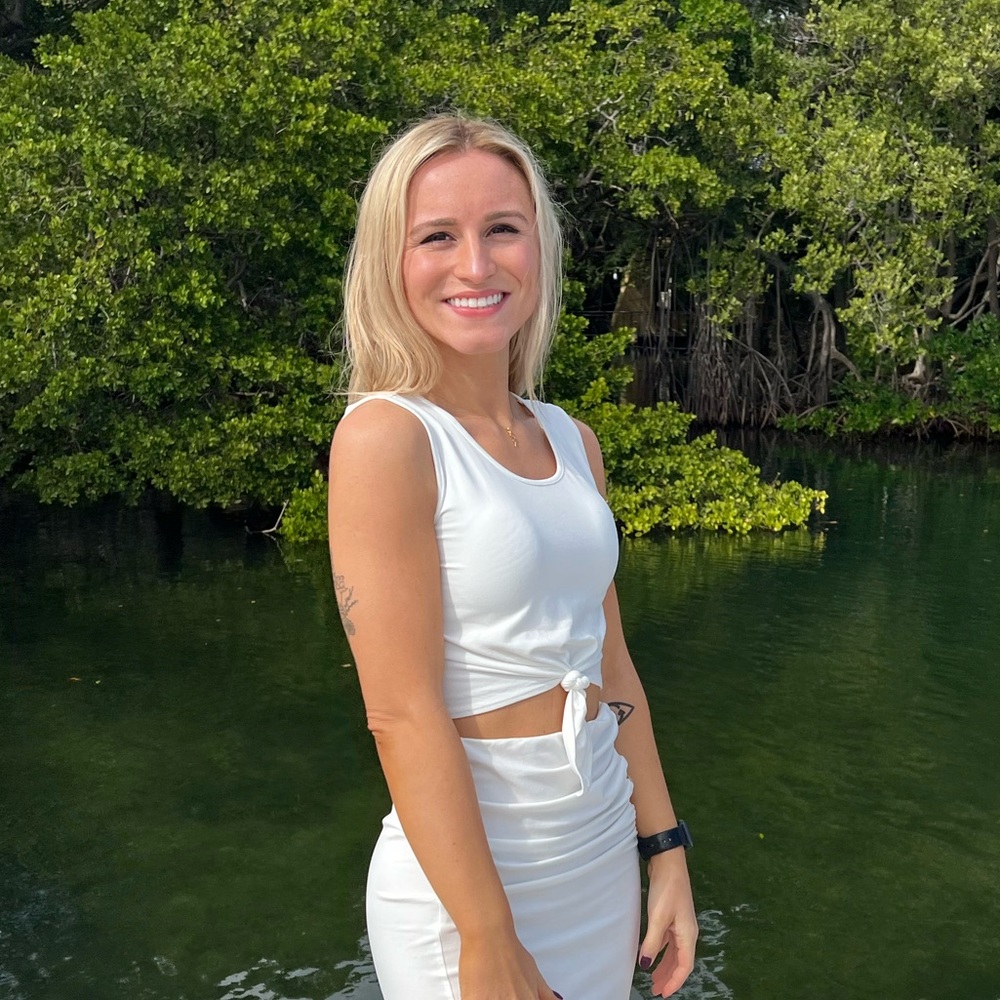 Meet your Posher, Alyssa